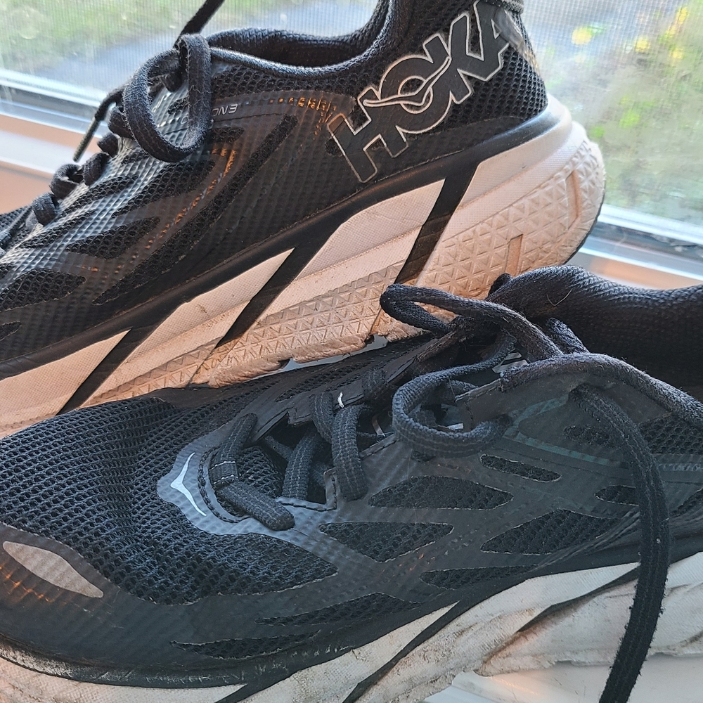 HOKA Clifton 3 size 8